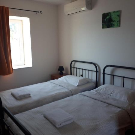 Guest House Provista Veli Iz Luaran gambar