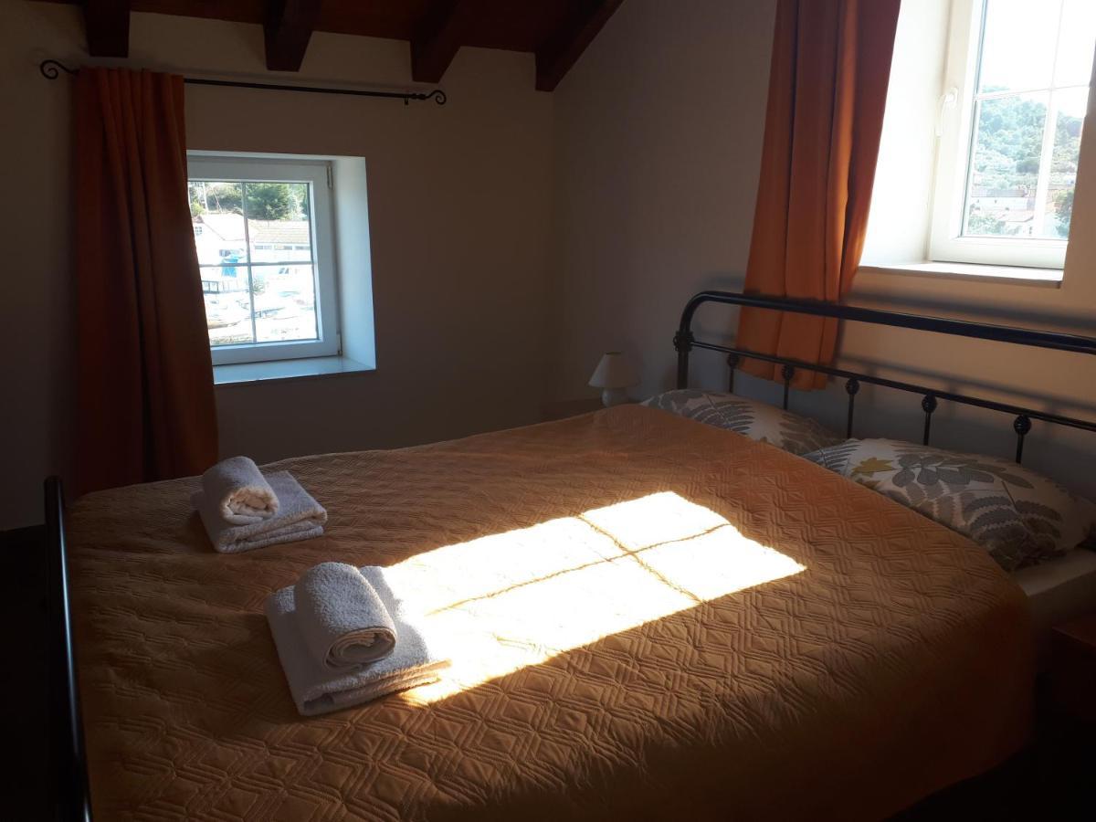 Guest House Provista Veli Iz Luaran gambar