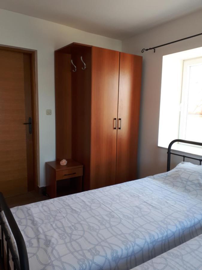 Guest House Provista Veli Iz Luaran gambar