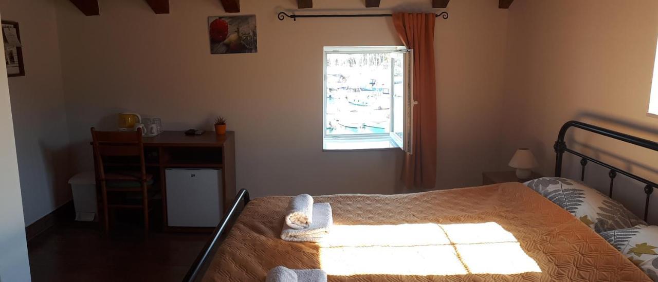 Guest House Provista Veli Iz Luaran gambar